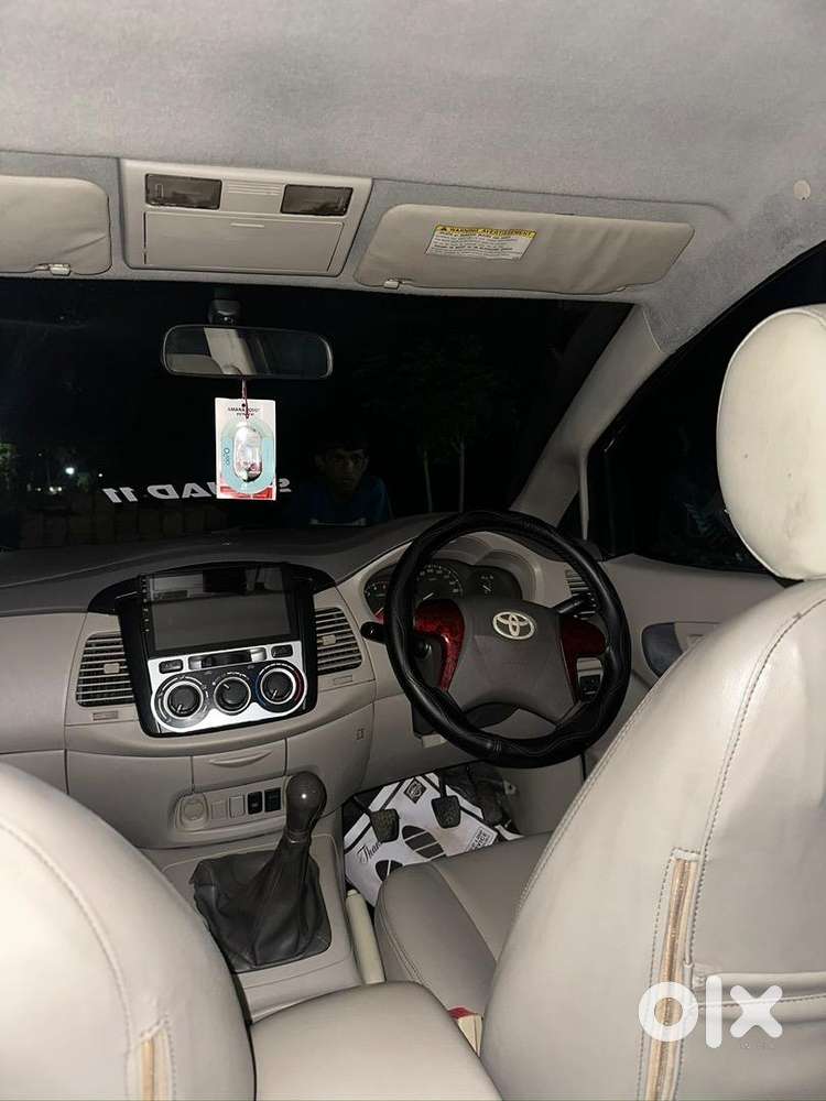Toyota Innova 2012 Diesel 148000 Km Driven
