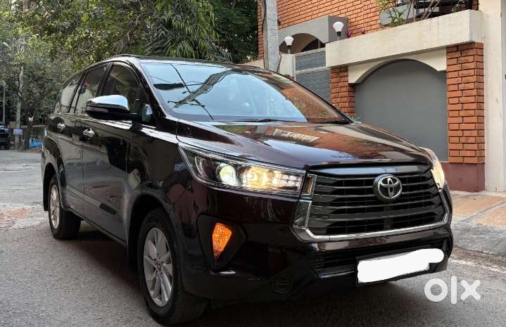 Toyota Innova Crysta 2.8z Automatic, 2017, Diesel