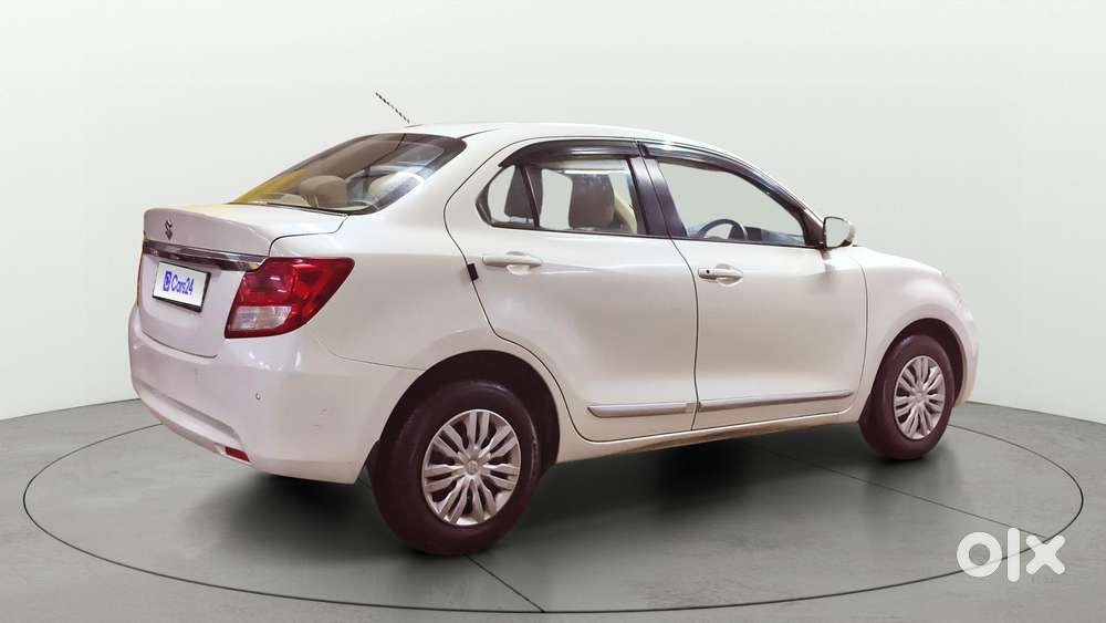 Maruti Suzuki Swift Dzire Amt Vxi, 2020, Petrol