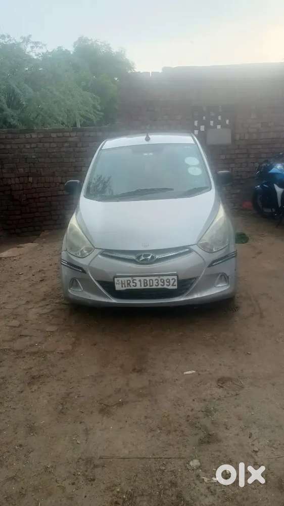 Hyundai Eon 2015 Km Driven