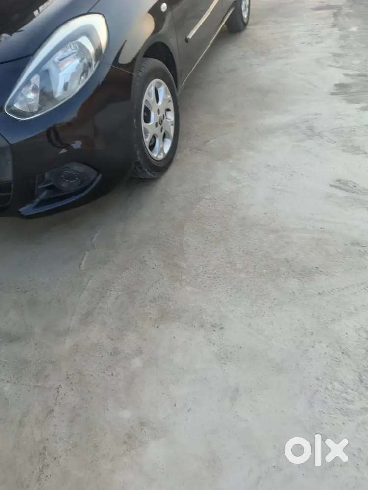 Brand New Condition Car No Milage 18+