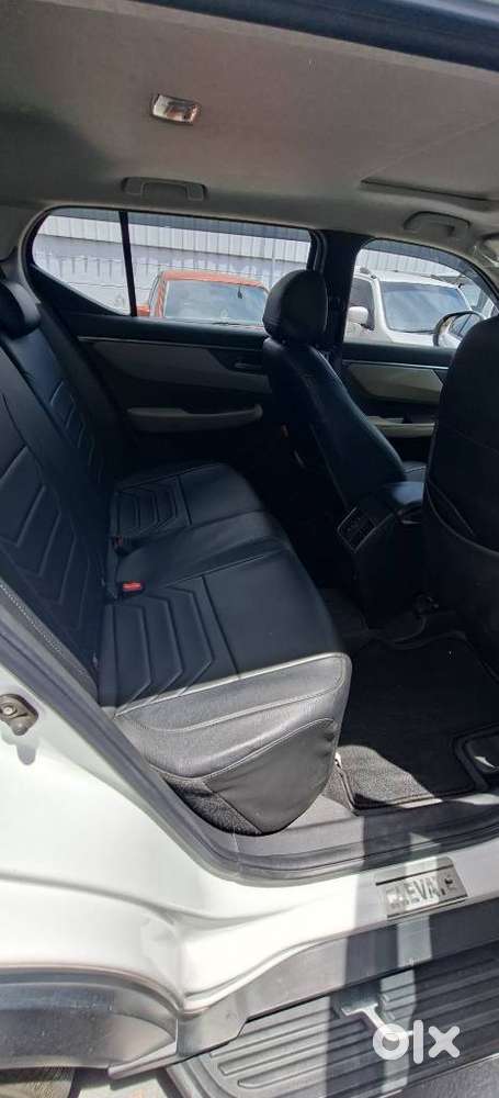 Honda Elevate Vx Mt, 2023, Petrol