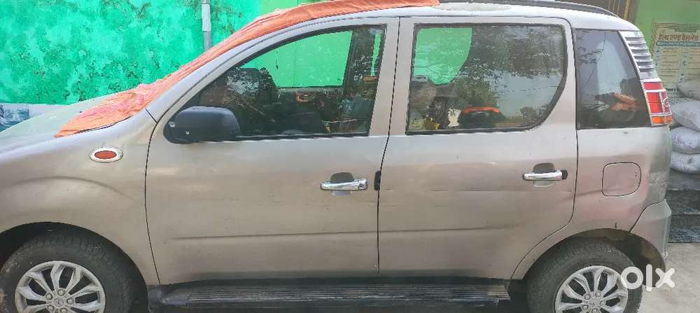 Mahindra Quanto 2012 Diesel 100000 Km Driven