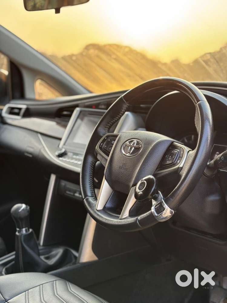 Toyota Innova Crysta 2.4 V 7 Str, 2018, Diesel