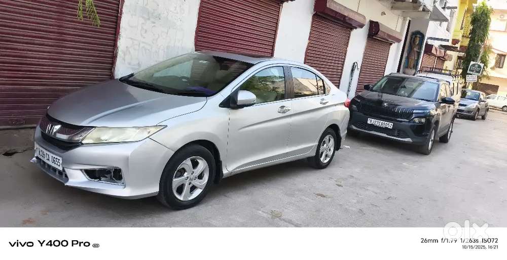 Well Condition New Seat Cover & Sunroof Full Well Condition