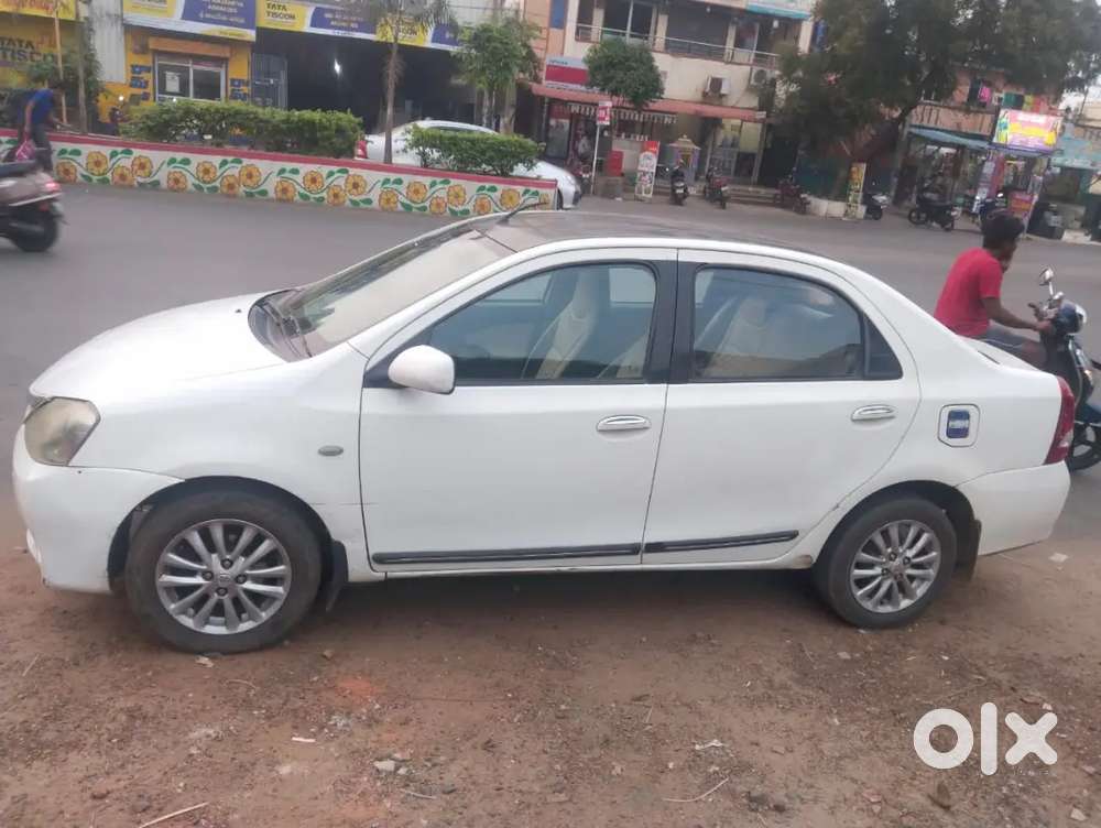 Toyota Etios 2011 Petrol 159000 Km Driven
