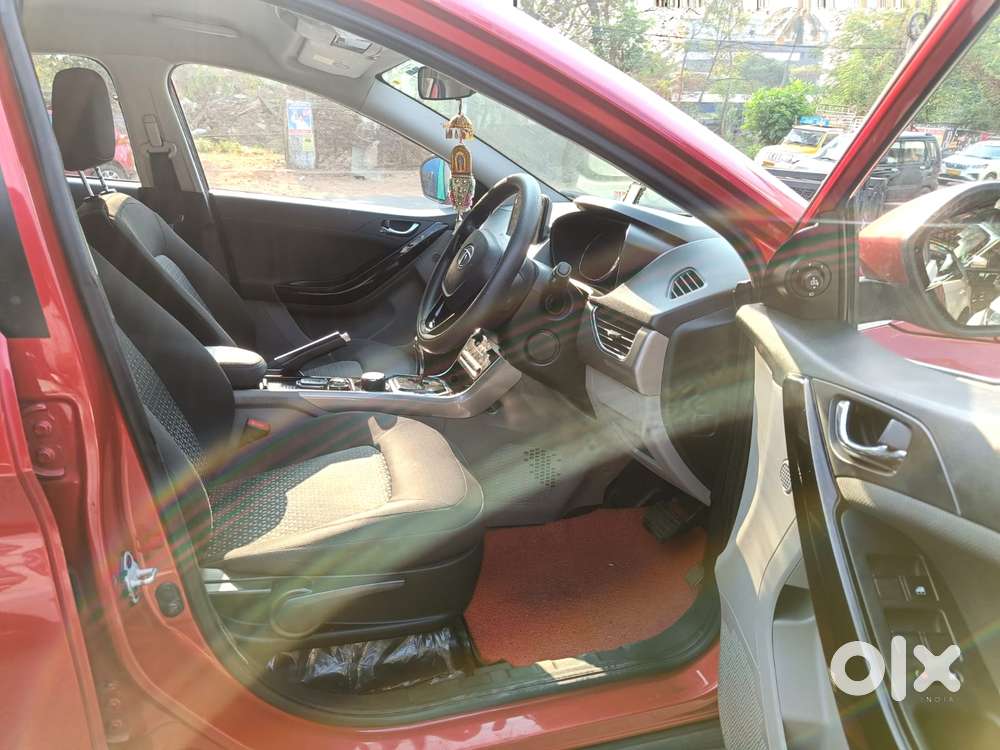 Tata Nexon 1.2 Revotron Xza Plus, 2019, Petrol