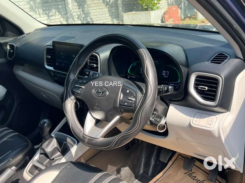 Hyundai Venue 1.2 S Plus, 2022, Petrol