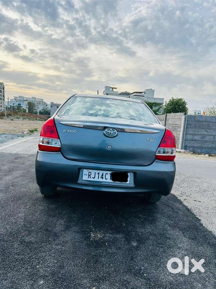 Toyota Etios 2013 Diesel Well Maintained
