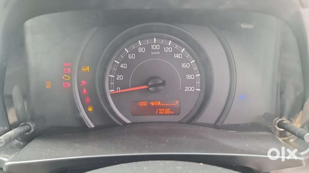Maruti Suzuki Swift, 2022, Petrol