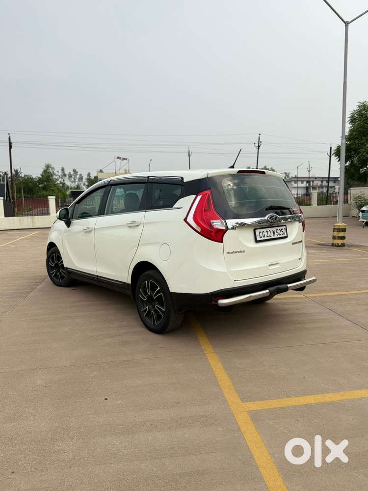 Mahindra Marazzo M8 8str, 2019, Diesel