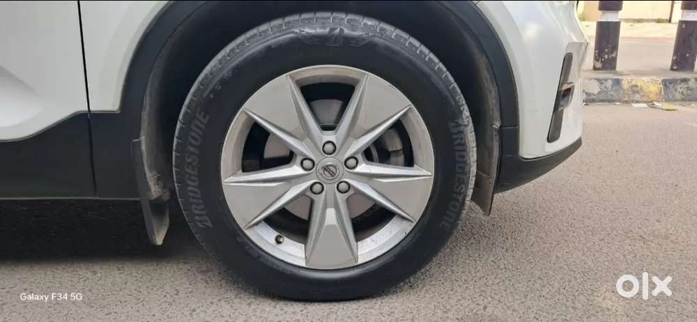Volvo Xc40 B4 Ultimate, 2022, Petrol