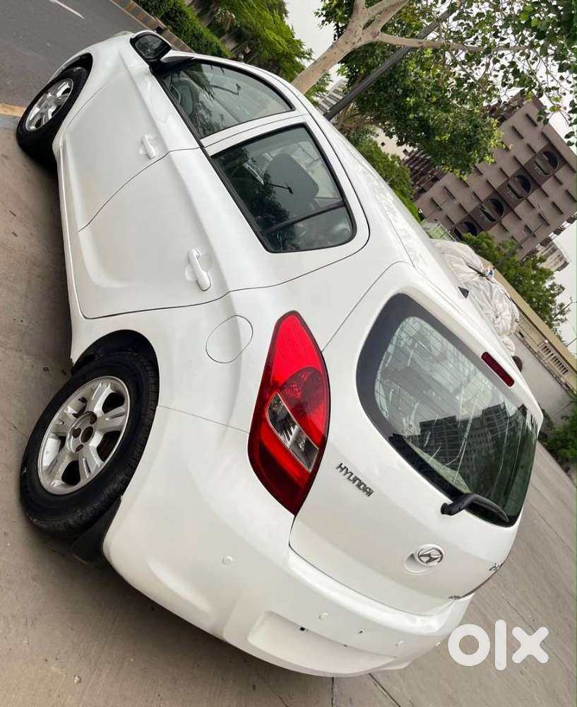 Hyundai I20 1.2 Asta, 2011, Cng & Hybrids