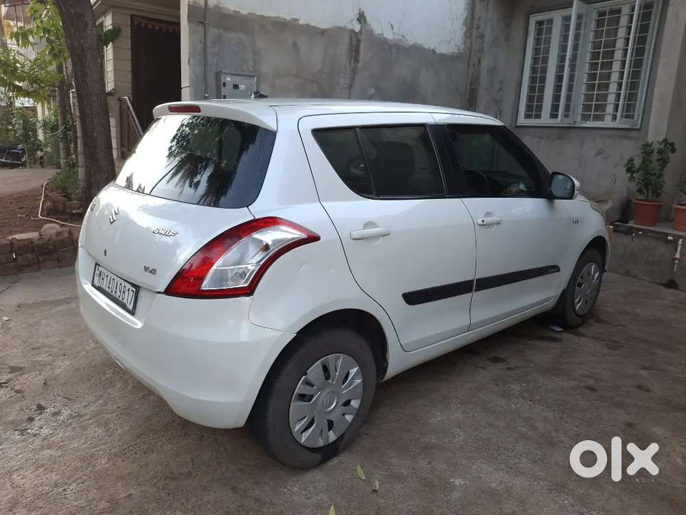 Maruti Suzuki Swift 2012 Petrol 95000 Km Driven