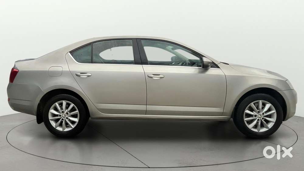 Skoda Octavia 1.8 Tsi At Style Plus, 2017, Petrol