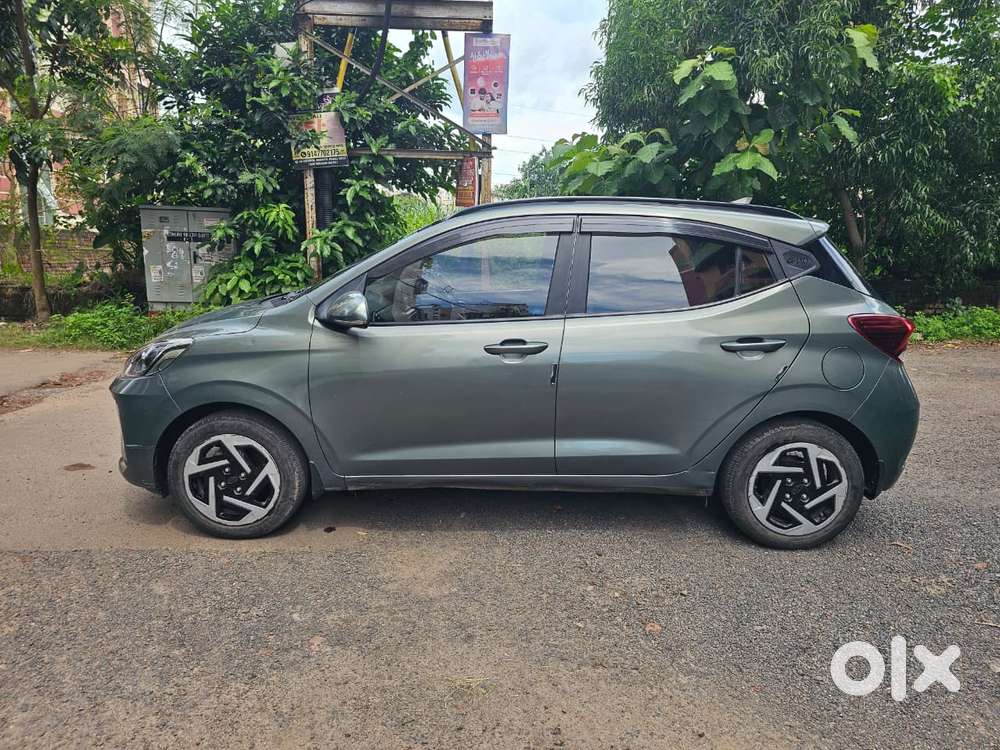 Hyundai Grand I10 Nios Sportz 1.2 At, 2023, Petrol