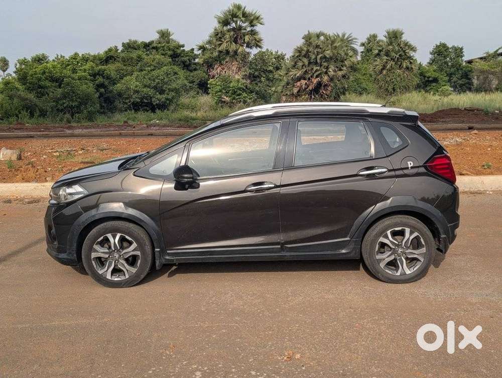Honda Br-v I-vtec V Mt, 2017, Petrol