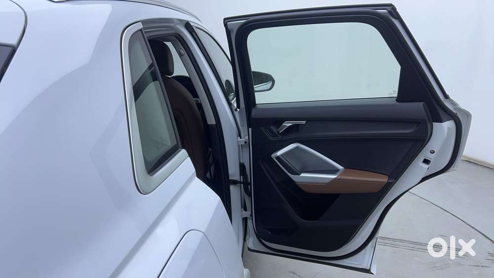 Audi Q3 40 Tfsi Premium Plus, 2022, Petrol