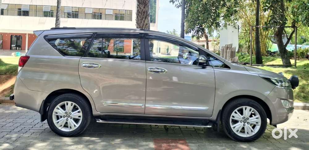 Toyota Innova Crysta 2.4 Z 7 Str, 2016, Diesel