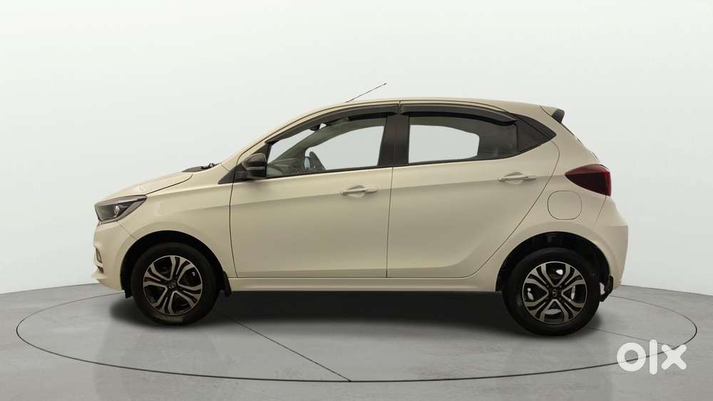 Tata Tiago 1.2 Revotron Xz Plus, 2022, Cng & Hybrids