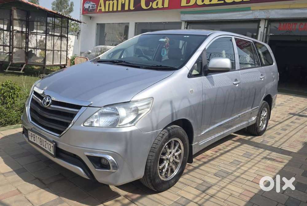 Toyota Innova 2.5 G (diesel) 7 Seater, 2015, Diesel