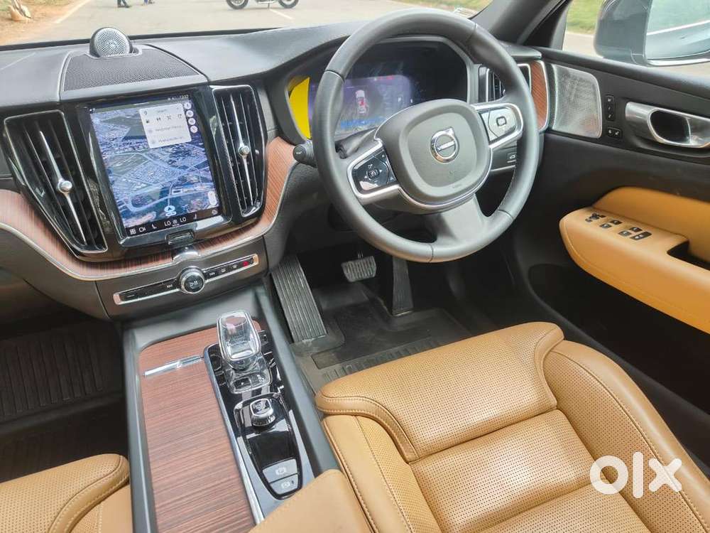 Volvo Xc60 2023 Petrol Well Maintained