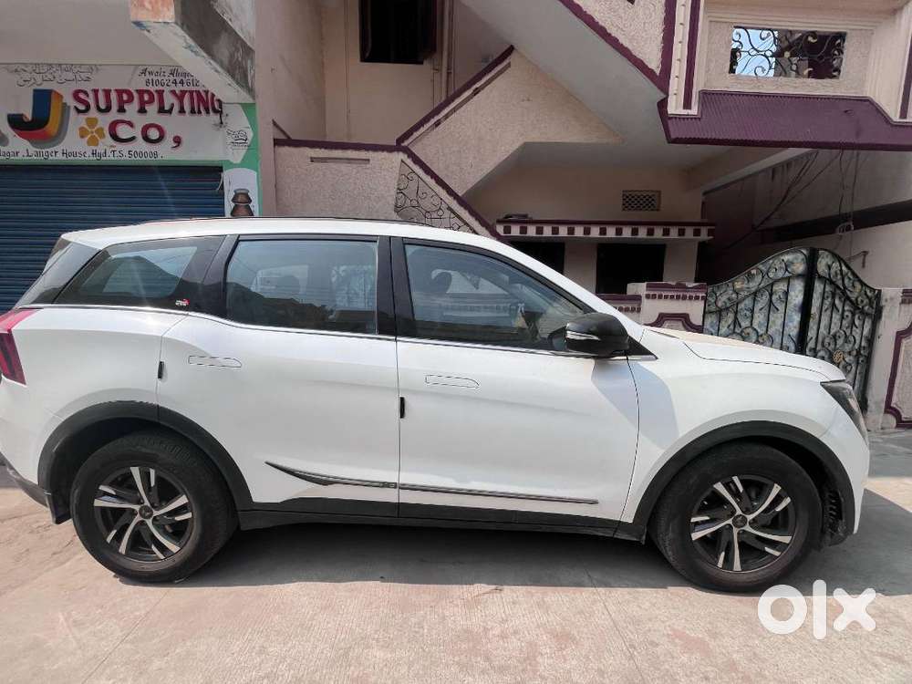 Xuv700 Ax5 Manual Diesel ,white Colour For Sale Price 15,50,000/- Only