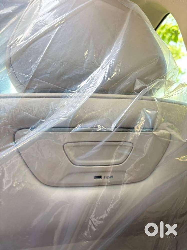 Mahindra Xuv 7xo Ax7l At, 2026, Petrol