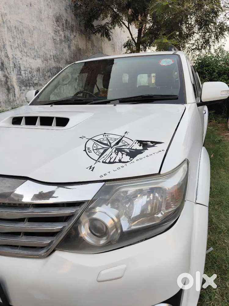 Toyota Fortuner 2015 Diesel 103000 Km Driven