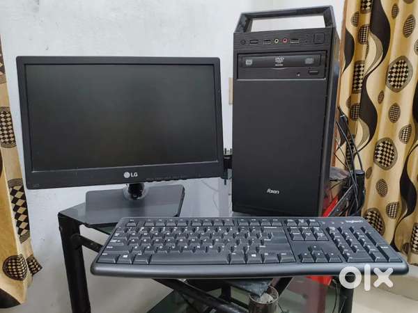 Desktop computer