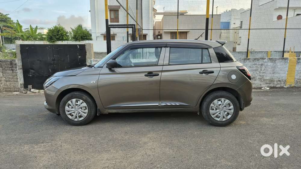 Maruti Suzuki Swift Lxi, 2025, Petrol
