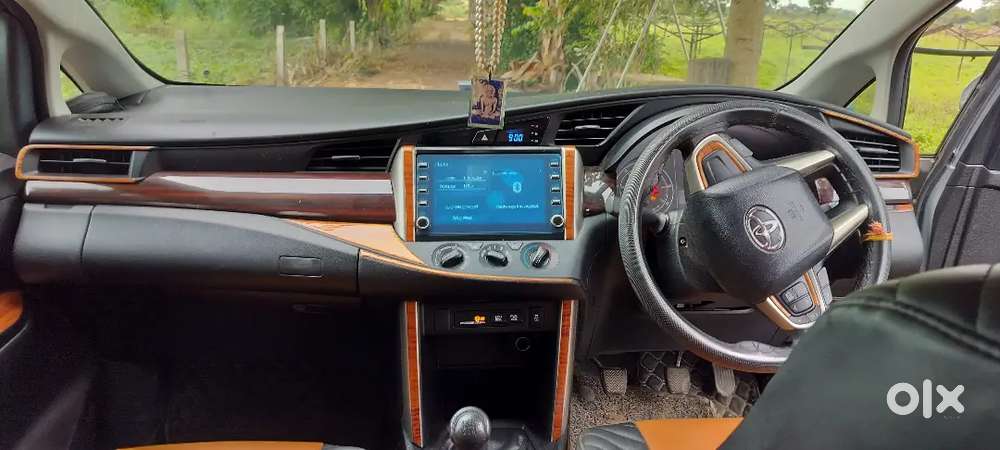 Toyota Innova Crysta 2023 Diesel 25000 Km Driven