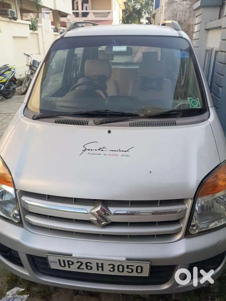 Bahut Hi Kam Chali Hui Gadi Hai No Accident Dono Key's Hain