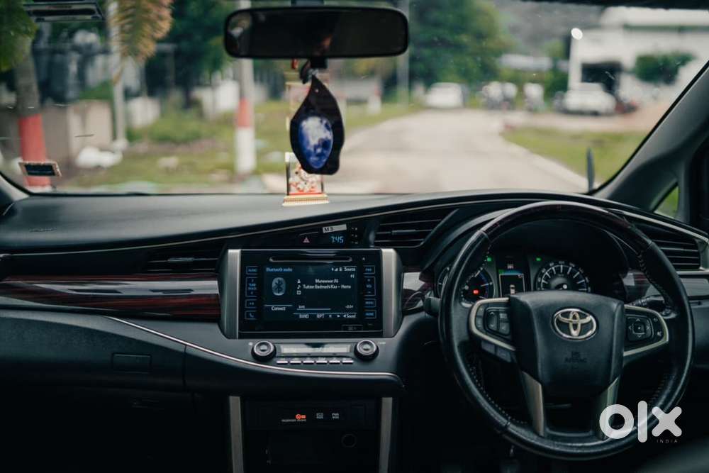 Toyota Innova Crysta Diesel 93000 Km Driven