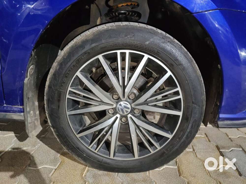 Volkswagen Vento 2010-2013 Petrol Highline At, 2021, Petrol