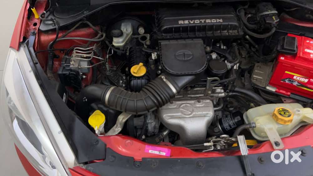 Tata Tiago Xza, 2017, Petrol