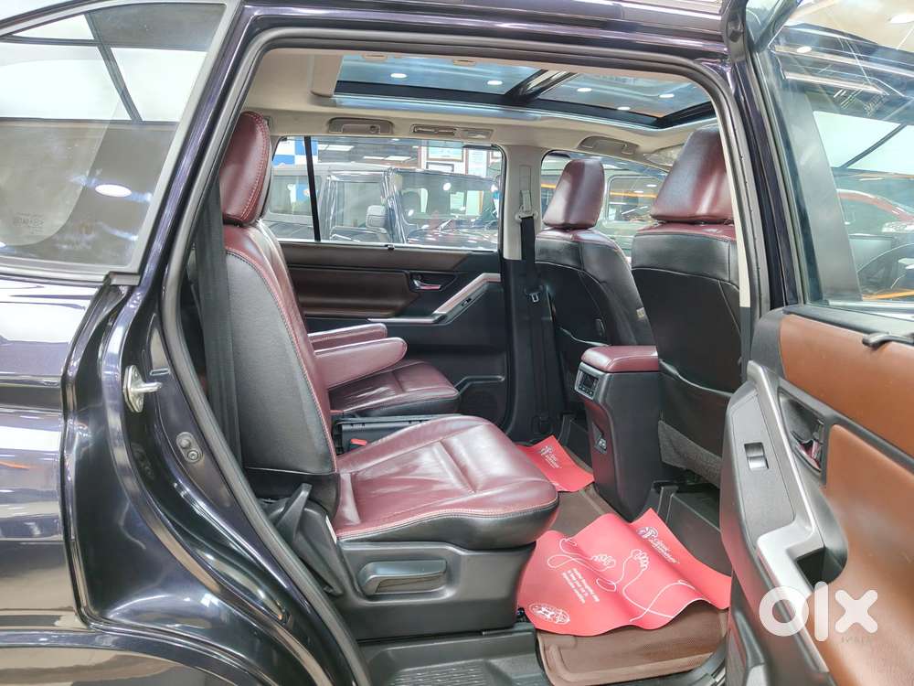 Toyota Innova Hycross 2.0 Vx (o) Hybrid 7 Str, 2024, Petrol