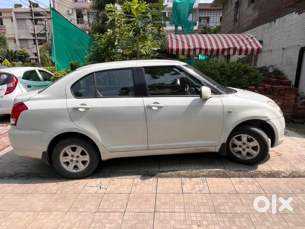 Maruti Suzuki Dzire 2011 Petrol Manual