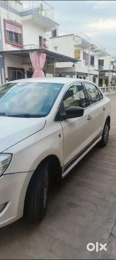 Skoda Rapid 1.6 Active 2013