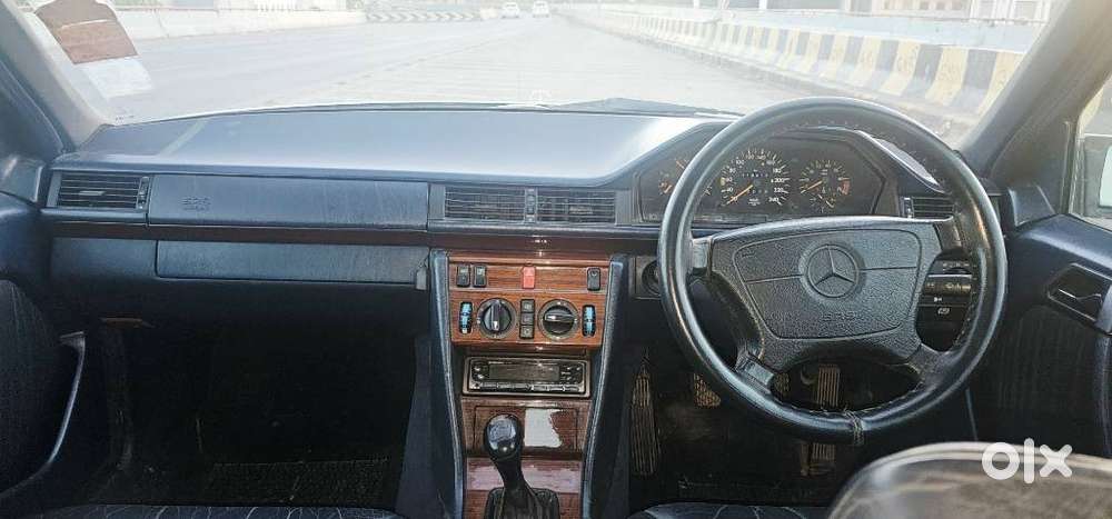 Mercedes-benz E-class 1993-2009 220 Petrol, 1996, Petrol