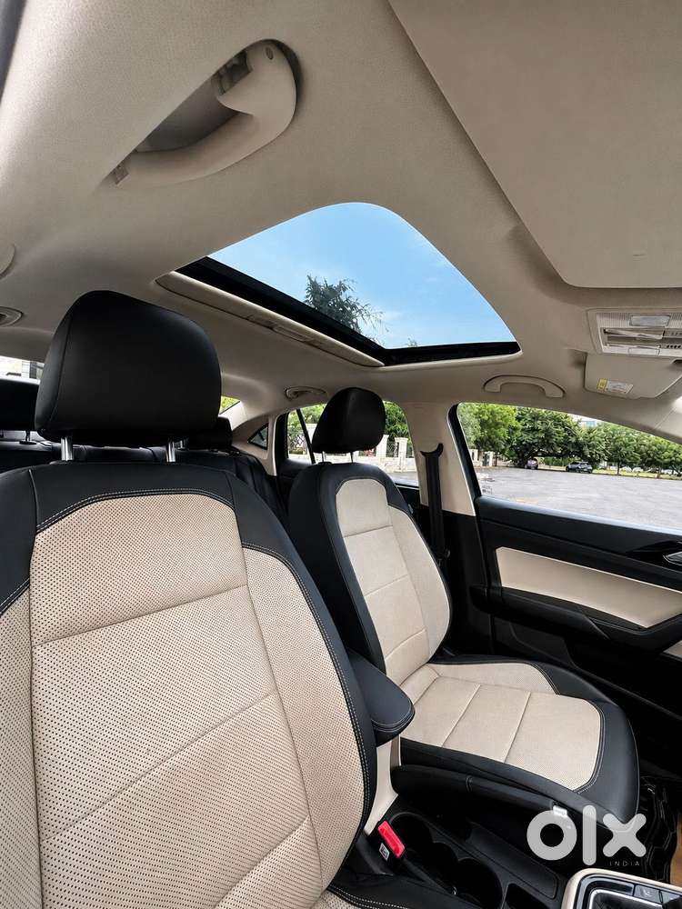 Skoda Slavia 1.0 Tsi Style At, 2022, Petrol