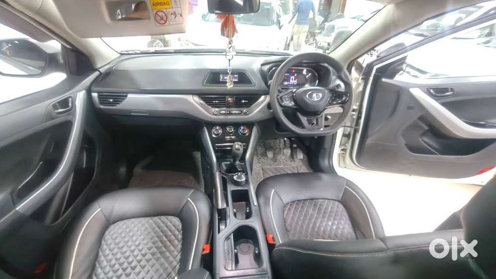 Tata Nexon 1.5 Revotorq Xt, 2020, Petrol