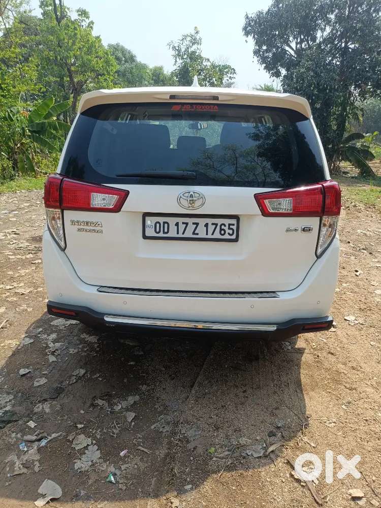 Toyota Innova Crysta 2022 Diesel Manual