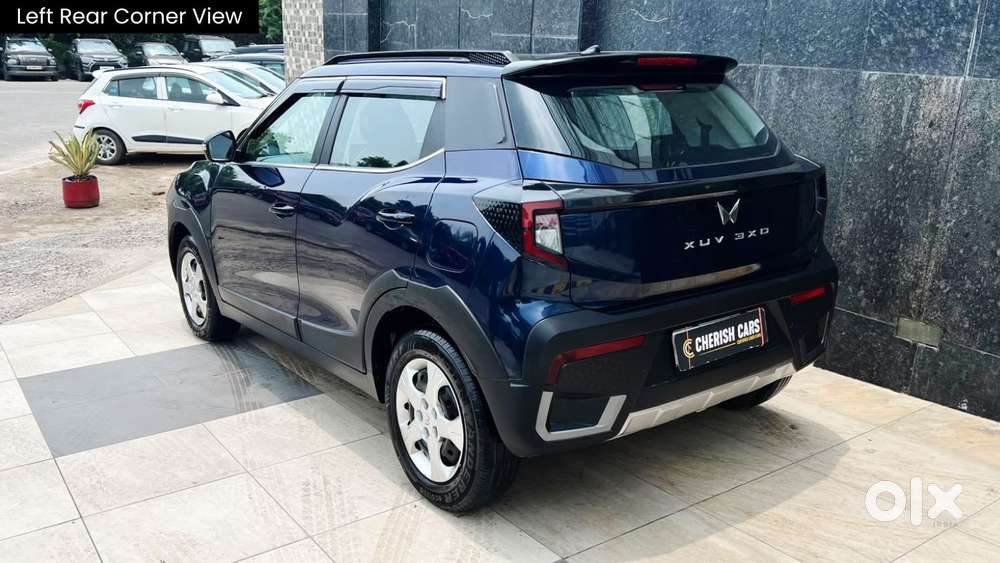 Mahindra Xuv 3xo Mx3, 2025, Petrol