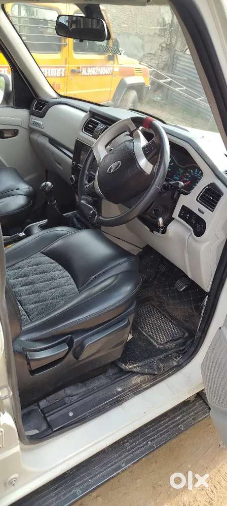 Mahindra Scorpio 2019 S11