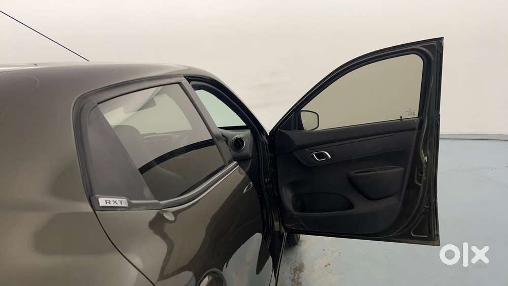 Renault Kwid 2019-ongoing 1.0 Rxt Amt (o), 2018, Petrol