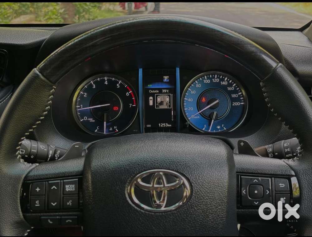 Toyota Fortuner 4x2 At 2.7 Petrol, 2026, Petrol