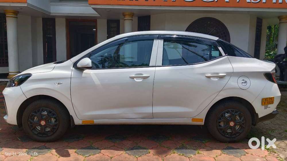 Hyundai Aura 2026 Cng Model