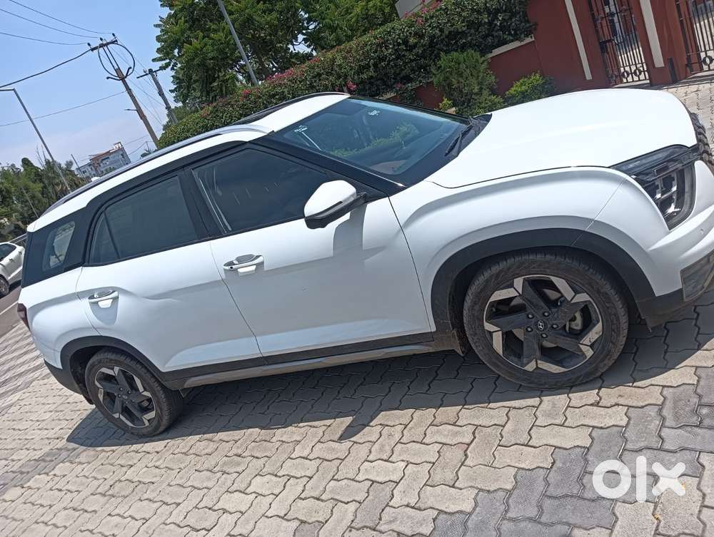 Hyundai Alcazar 1.5 Signature Diesel Mt 6 Str, 2022, Diesel