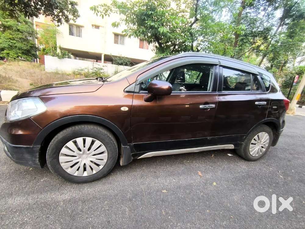 Maruti Suzuki S-cross 2016 Diesel Well Maintained